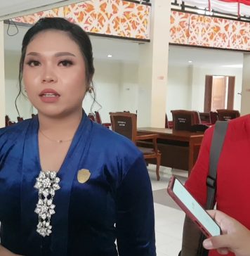 Jadi Dewan Termuda di Landak Desi Nellyda Ajak Kaum Melenial Terjun di Dunia Politik