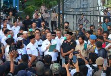 Ratusan Masa Gelar Aksi di Depan Kantor Bupati Ketapang Tuntut Pemerintah dan Aparat Proses Mafia BBM Bersubsidi