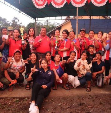 Heri Saman Hadiri Penutupan Lomba Peringatan HUT RI ke 77 di Desa Tubang Raeng