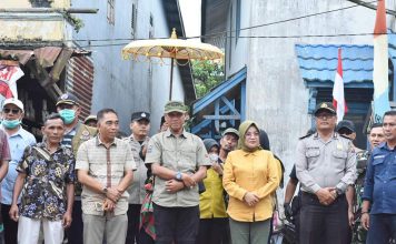 Wabup Ketapang Farhan Serahkan Hadiah Pemenang Lomba Kato Racing