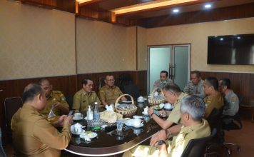 Banjir Genangi Sejumlah Wilayah Ketapang, Sekda Minta Semua Jajaran Responsif Bantu Tanggulangi Bencana