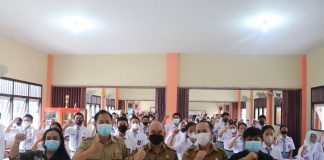 Pelajar SMA di Ngabang Dibekali Pendidikan Politik