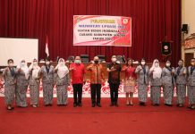 Pj Bupati Samuel Buka Pelatihan Midwifery Update IBI Cabang Kabupaten Landak