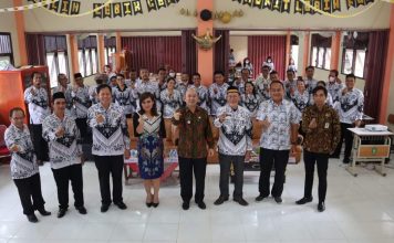 DPRD Landak Hadiri Pembukaan Konkerkab II PGRI Landak
