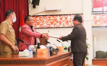 Fraksi DPRD Landak Tanggapi Nota Keuangan dan Raperda APBD Perubahan Tahun Anggaran 2022