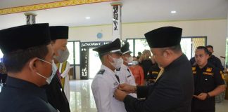 Sekda Ketapang Lantik Dua Kades di Kecamatan Jelai Hulu Hasil PAW
