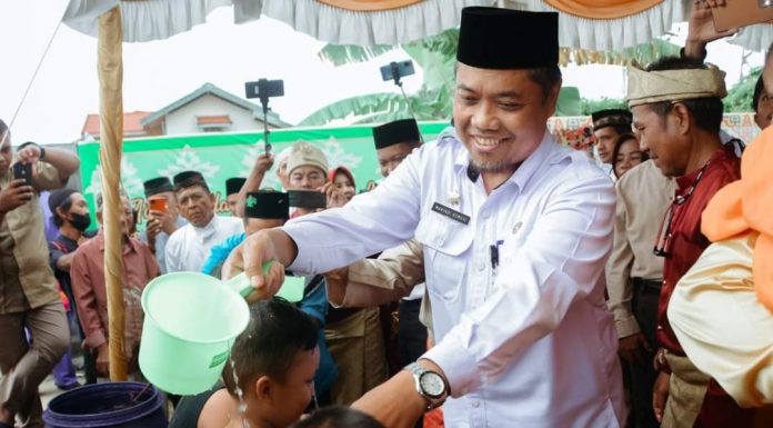 Miliki Nilai Kearifan Lokal, Masyarakat Ketapang Diajak Lestariakan Budaya Robo-Robo