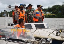 Waspada Banjir, Polisi Patroli Sungai Melawi dan Pinoh