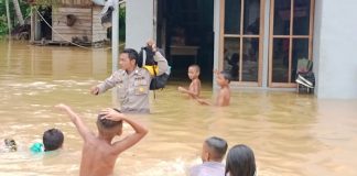 Banjir Rendam Sejumlah Rumah Warga dan Fasilitas Umum di Landak