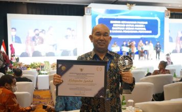 Pemkab Landak Raih Pengharagaan Kabupaten Tingkat Pengendalian Inflasi Terbaik di Wilayah Kalimantan