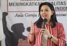 Dihadapan Mahasiswa PMKRI, Karolin : Saya Berpolitik Untuk Kemanusiaan