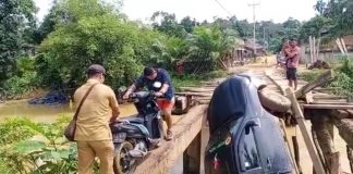 Pemkab Landak Akan Segera Tangani Perbaikan Jembatan Ambruk di Desa Angkanyar