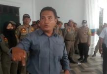 Sejumlah Kuli Bangunan Gelar Aksi Unjuk Rasa di Kantor Bupati dan DPRD Labusel