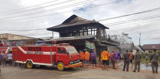 BREAKING NEWS : Dua Unit Ruko di Dusun Pulau Bendu Terbakar