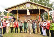 Buka Gawai Dayak ke- VIII di Kecamatan Sandai, Sekda Ketapang : Warisan Budaya Patut Kita Lestarikan