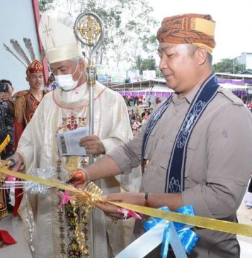 Gereja Katolik Paroki Maria Ratu Pencita Damai Air Upas Diresmikan