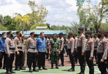 Pimpin Apel Pengamanan Pilkades, Kapolres Melawi Intruksikan Anggota Jaga Netralitas dan Nama Baik Institusi