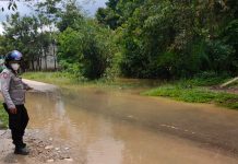 Banjir Genangi Jalan Protokol di Darit Mulai Surut