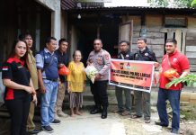 Polres Landak Bagikan 1.500 Paket Sembako Peringatan HUT Devisi Humas Polri ke 71