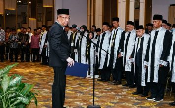 Gubernur Kalbar Lantik Dewan Hakim dan Panitera MTQ ke XXX Tingkat Provinsi Kalbar di Ketapang