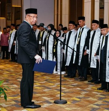 Gubernur Kalbar Lantik Dewan Hakim dan Panitera MTQ ke XXX Tingkat Provinsi Kalbar di Ketapang