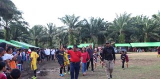 Buka Turnamen Sepak Bola Natal Cup 2022 di Gombang Heri Saman Minta Pemain Junjung Tinggi Sportifitas