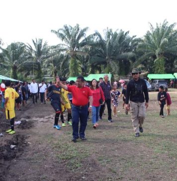 Buka Turnamen Sepak Bola Natal Cup 2022 di Gombang Heri Saman Minta Pemain Junjung Tinggi Sportifitas