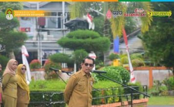Pimpin Apel Pagi di Lingkungan Sekretariat Daerah Ketapang, Ini Arahan Heronimus Tanam