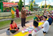 Saprahan Massal Keraton Ismahayana Landak, Pj Bupati Samuel : Ini Adalah Bentuk Melestarikan Adat dan Budaya