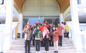 Pemkab Landak Dukung Keterbukaan Informasi Desa