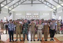 Pemkab Landak Salurkan Bantuan Sembako Tahap V Kepada 180 Penerima di Sebangki