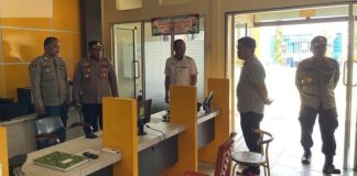 Hindari Pungli, Kapolres Pantau Pelayanan Publik di Polres Landak