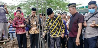 Pembangunan Masjid Al- Muhajirin Kanal Desa Sungai Pelang Dimulai