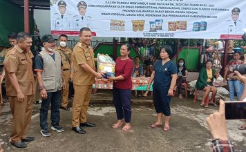 Operasi Baazar Beras Murah di Melawi Diserbu Warga