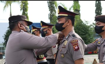Awal Tahun 2023, Sebanyak 34 Personel Polres Landak Naik Pangkat