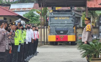 Pimpin Apel Perdana, Kapolres Landak Minta Personel Tingkatkan Kedisiplinan