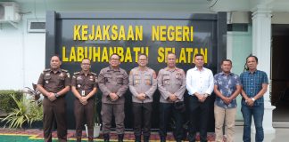 Jalin Silaturahmi, Kapolres Kunjungi Kejaksaan Negeri Labusel
