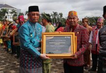 Pemkab Landak Terima Empat Penghargaan Dimomen HUT ke-66 Pemprov Kalbar