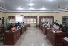 DPRD Landak Mediasi Persoalan Kemitraan Antara Petani Plasma Dengan PT IPM