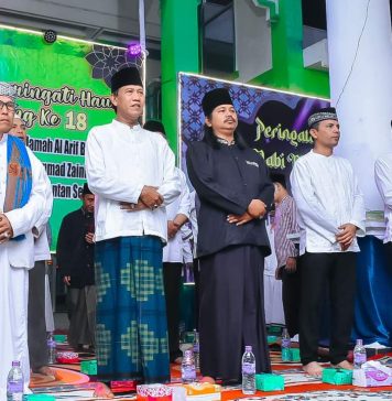 Wabup Farhan Hadiri Peringatan Isra Mi’raj dan Haul Guru Sekumpul ke-18 di Desa Sui Kinjil