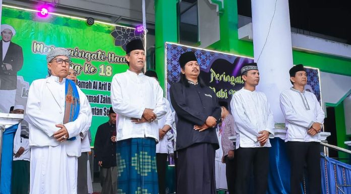 Wabup Farhan Hadiri Peringatan Isra Mi’raj dan Haul Guru Sekumpul ke-18 di Desa Sui Kinjil