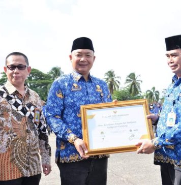 Pemkab Ketapang Terima Penghargaan Pengelolaan dan Pelaporan Pajak Terbaik