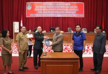 Raperda Susunan Perangkat Daerah Kabupaten Landak Resmi Disahkan Menjadi Perda