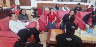 Pantarlih Datangi Karolin, Laksanakan Coklit Data Pemilih Pemilu 2024