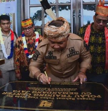 Sekda Ketapang Resmikan Gedung Polau Training Center KSP CU Semandang Jaya Simpang Hulu