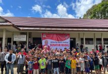 Gandeng PPNI, Ketua DPRD Landak Gelar Bakti Sosial Sunat Massal