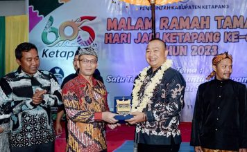 Sekda Ajak Masyarkat Kompak Bangun Ketapang