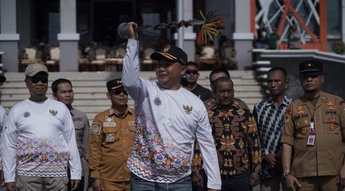Atraksi Drumband GAP IPDN Rangkaian Kemeriahaan Hari Jadi Ketapang ke-605, Berhasil Bius Masyarakat