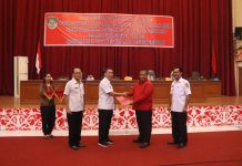 Fraksi DPRD Landak Tanggapi Pandangan Umum Eksekutif Terhadap Raperda Tentang Kepemudaan