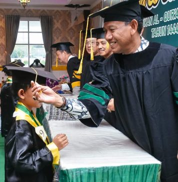 305 Santri Dari 26 TPQ Ketapang Diwisuda